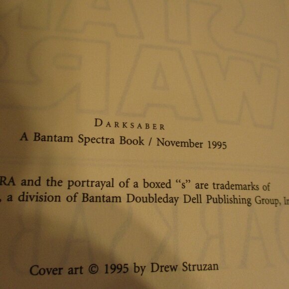 Star Wars Dark Saber Vintage 1995 Medium Black White Reading Book - Picture 6 of 6